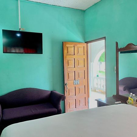 Summerset Residence Negril Esterno foto