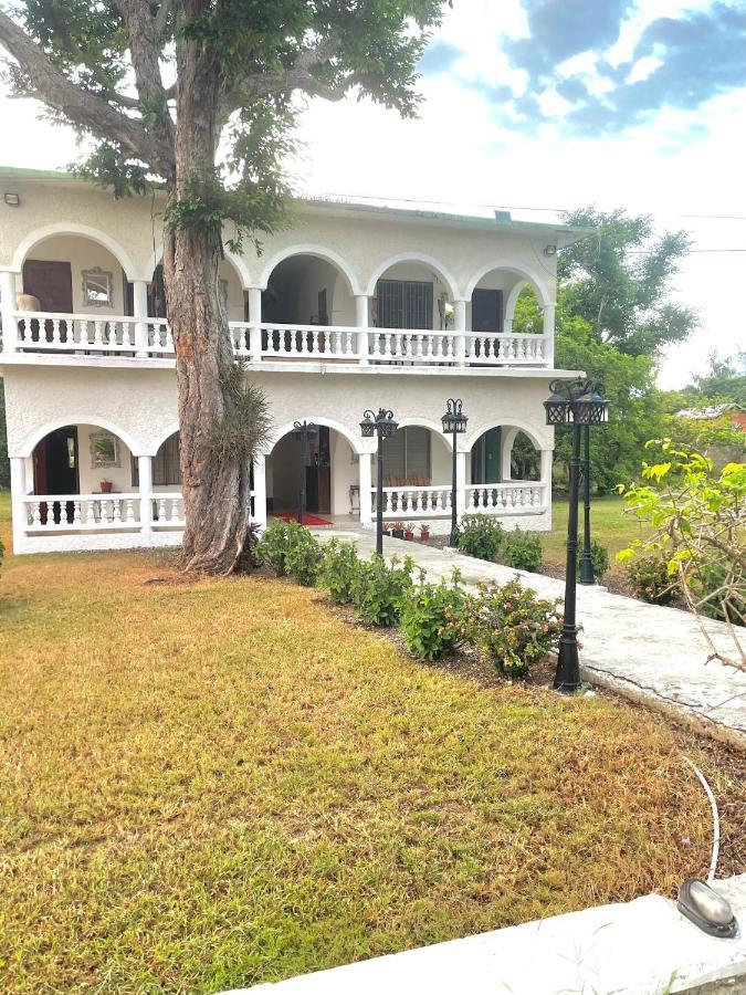 Summerset Residence Negril Esterno foto