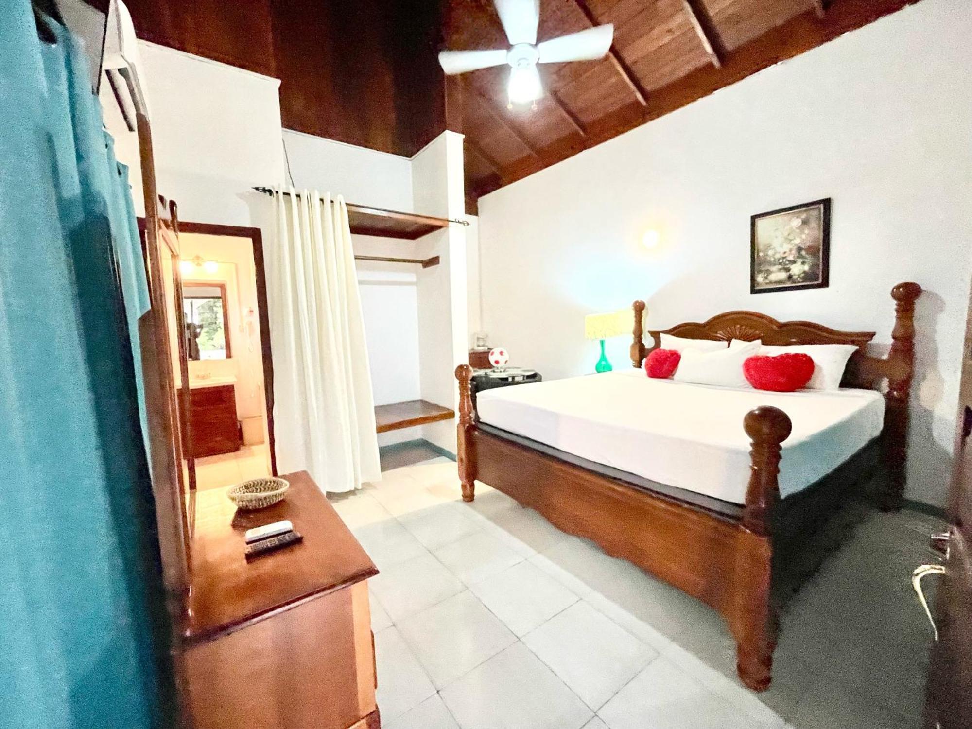 Summerset Residence Negril Esterno foto