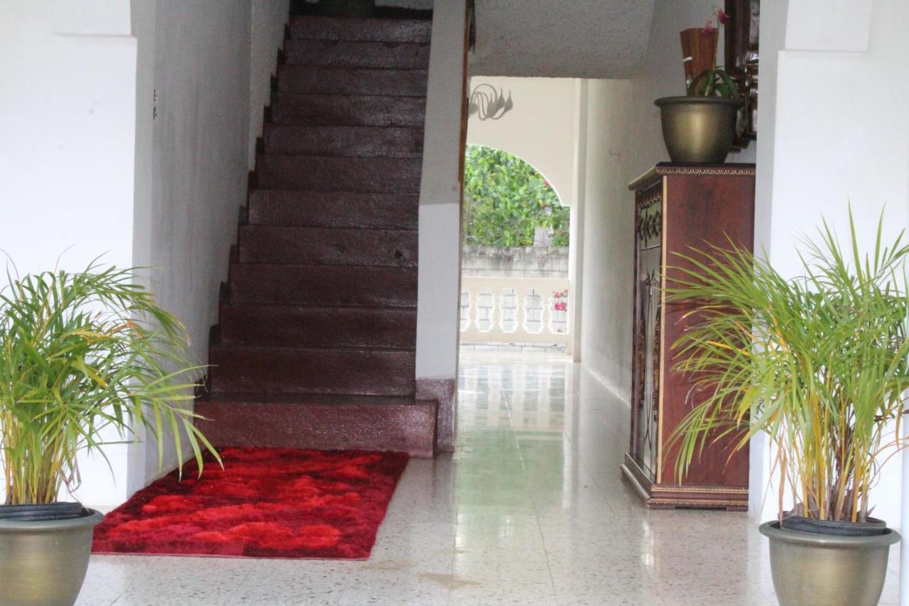 Summerset Residence Negril Esterno foto