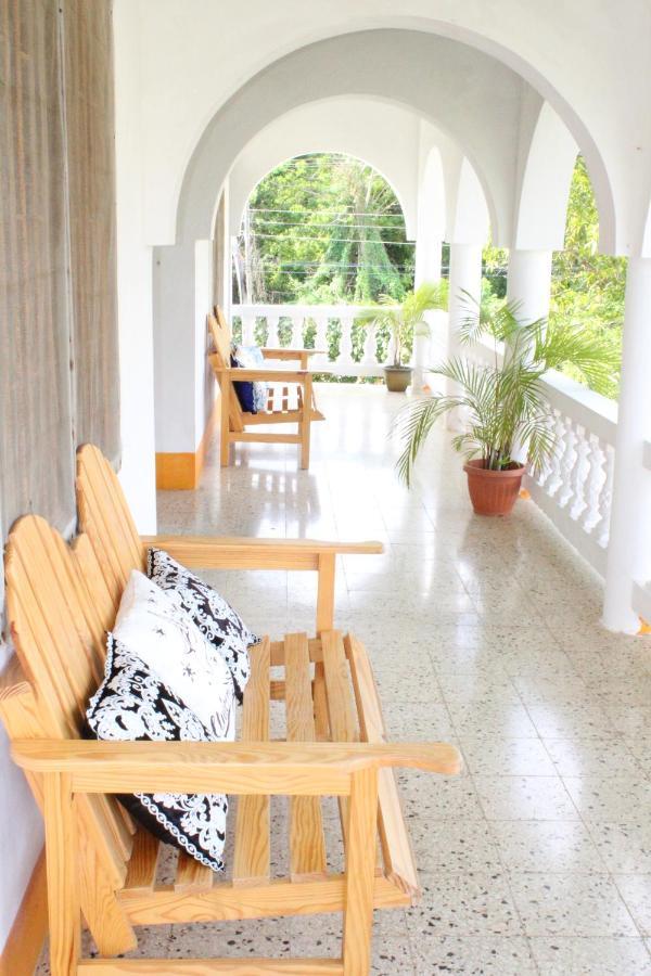 Summerset Residence Negril Esterno foto